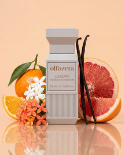 Flacon gris clair Olfazeta by Chogan Luxury N°137 avec pamplemousse, orange, jasmin et gousses de vanille
