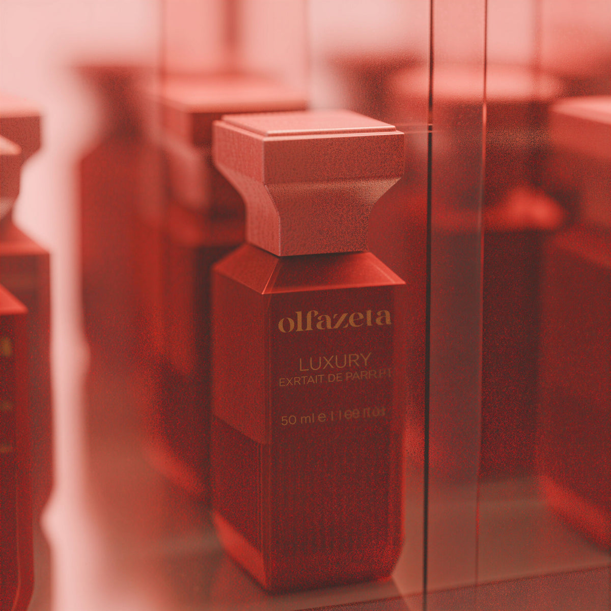 Flacon rouge Olfazeta by Chogan Luxury N°146, Extrait de Parfum 50 ml en gros plan dans une ambiance rouge feutrée